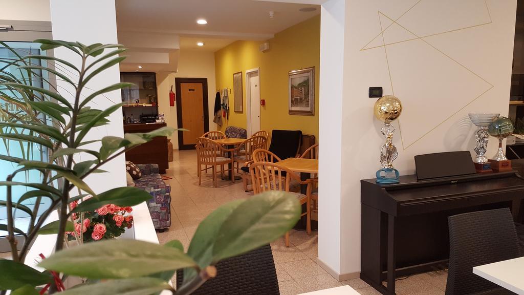 Hotel San Marco Bb Boario Terme Εξωτερικό φωτογραφία